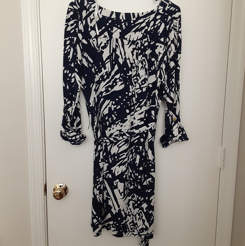 Emma & Michele navy and white abstract print dress, L - Picture 2 of 9
